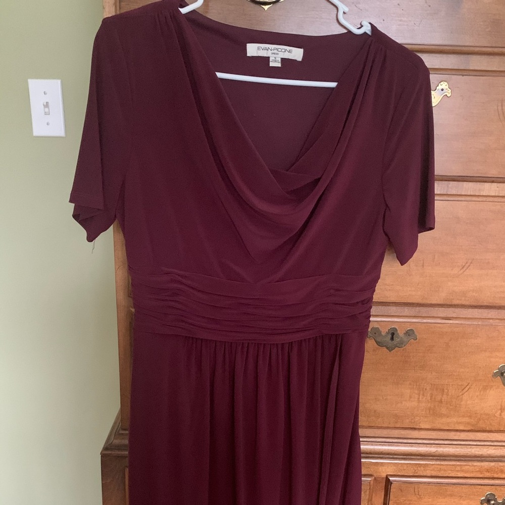 Evan Picone burgundy knit cocktail dress